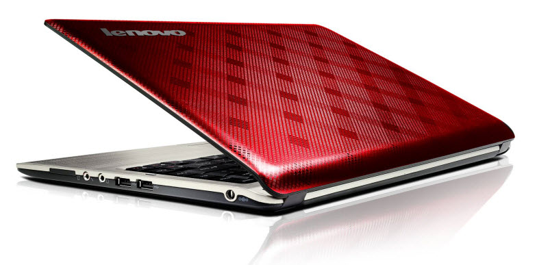 Lenovo kırmızı laptop